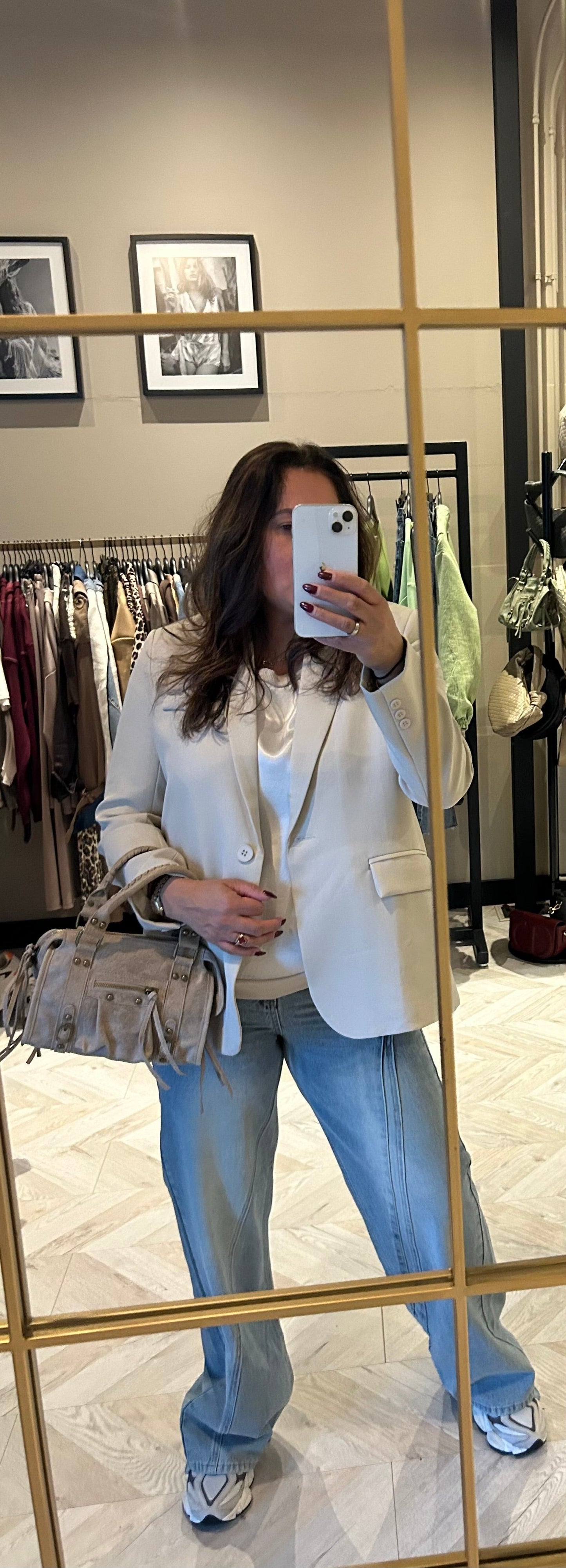 Brenda tas tauphe
