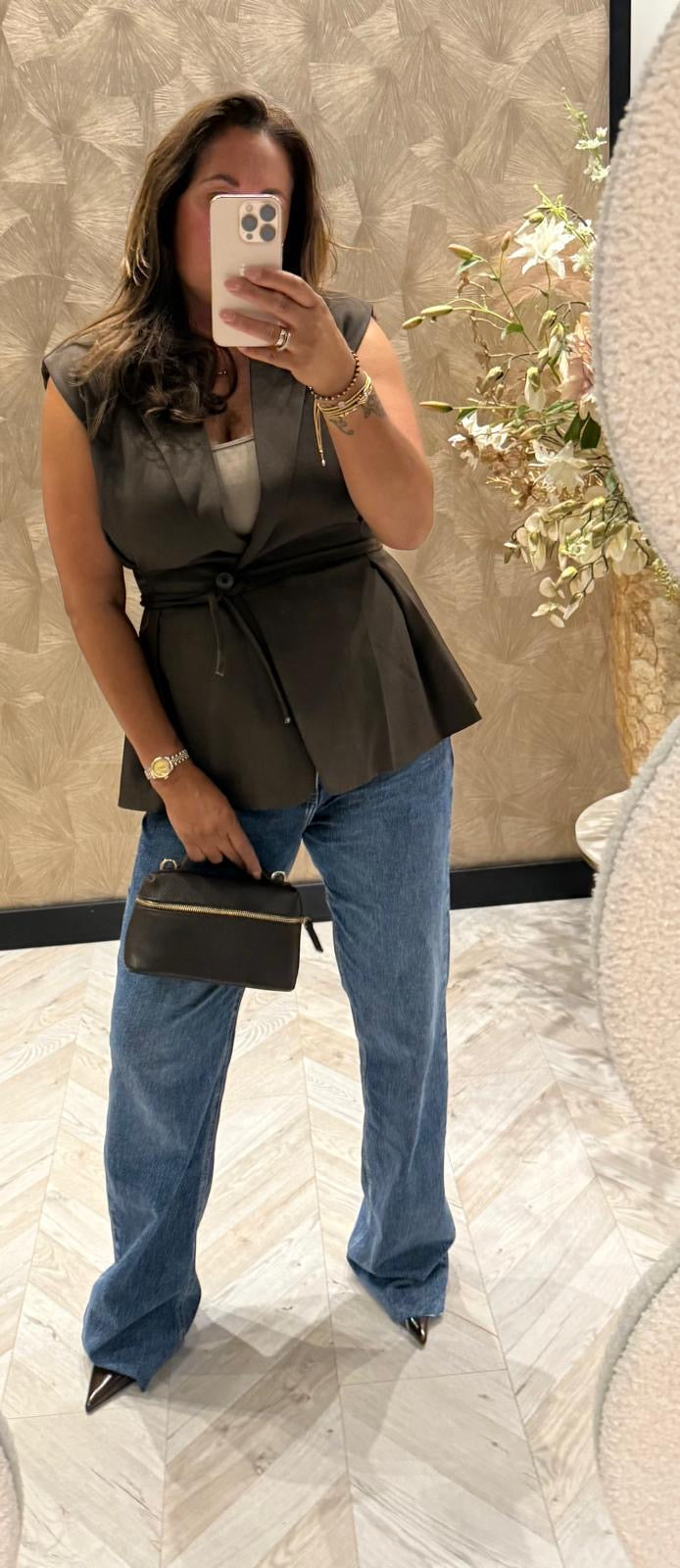 Ambika Zoë bruine gilet