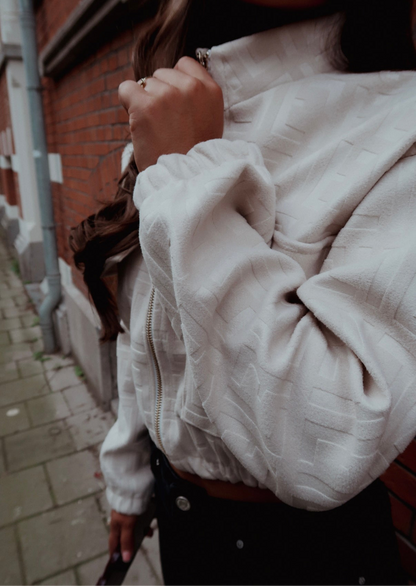 Sila Bomber off white