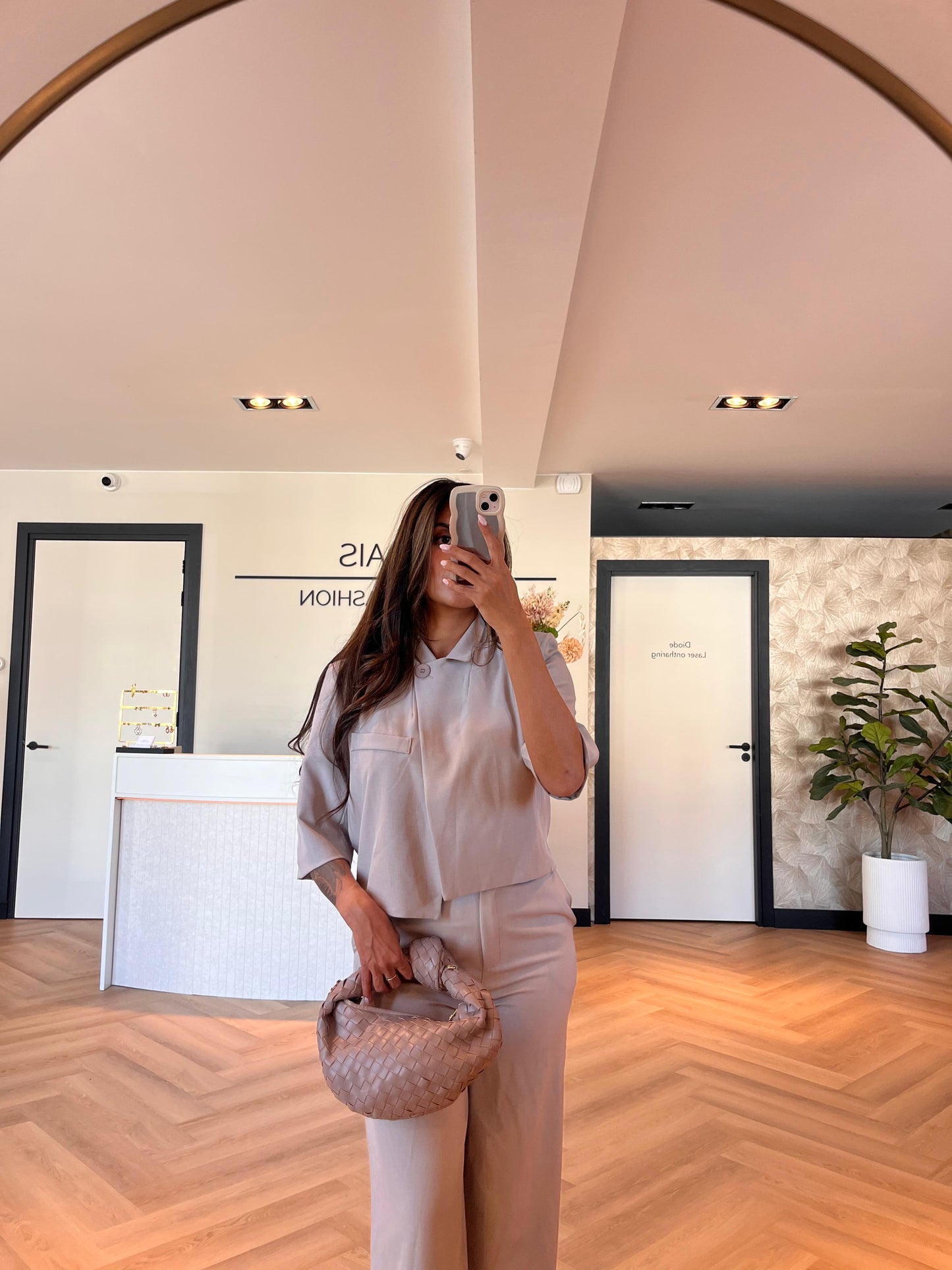Jill pak beige