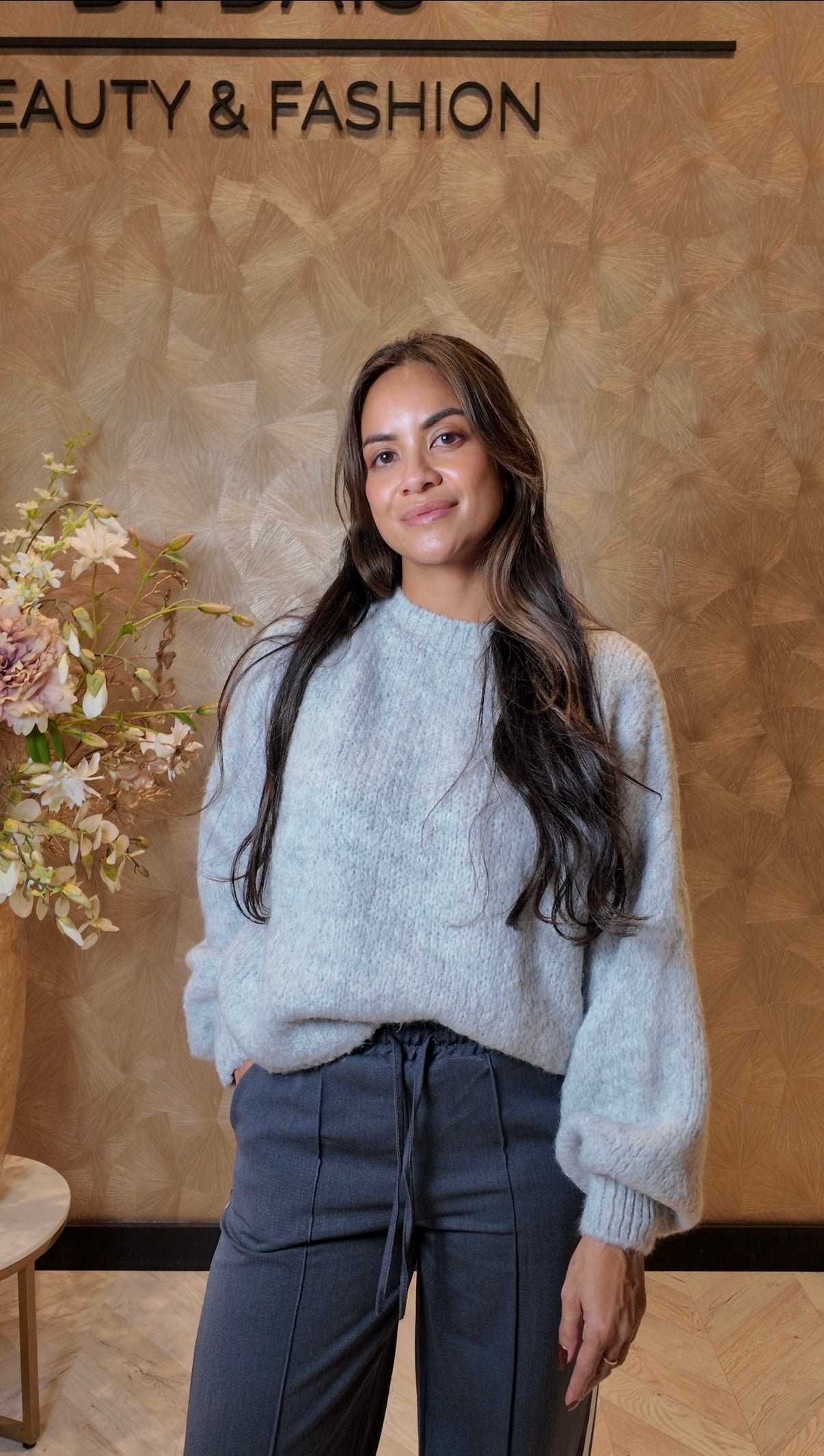 Lara broek bies grijs