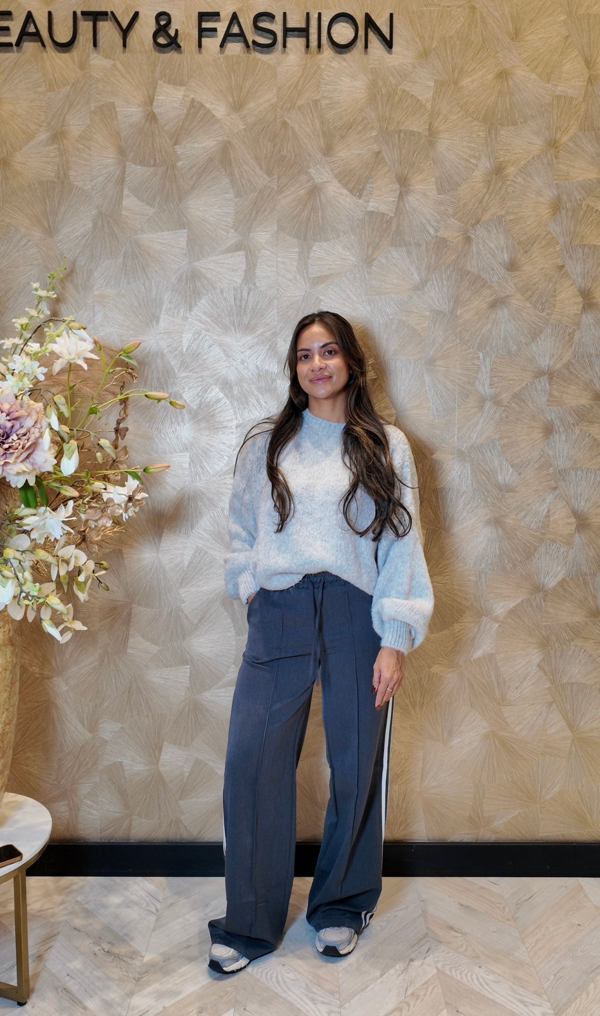 Lara broek bies grijs