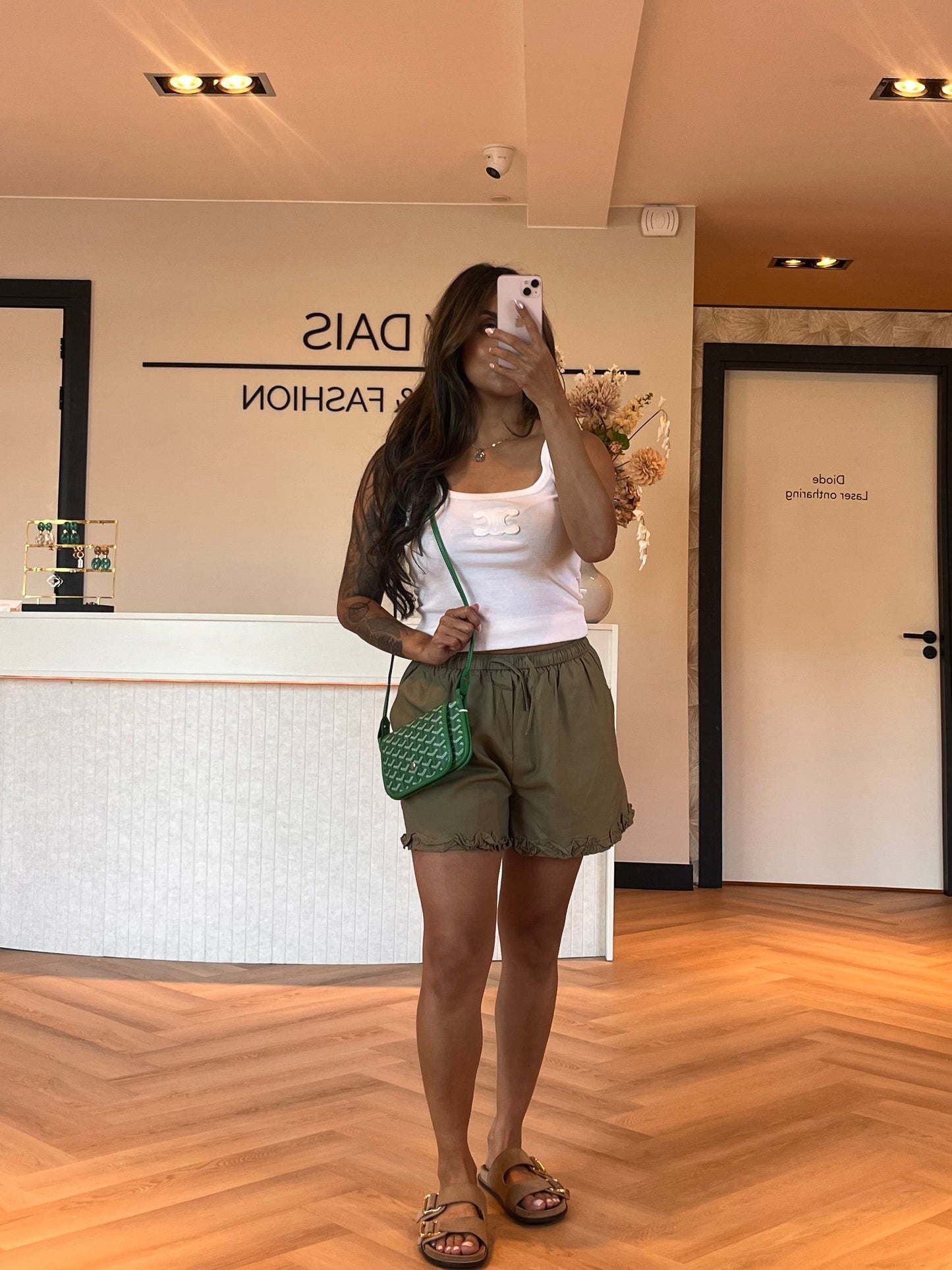 Anouk short army