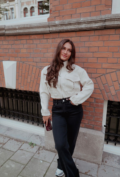 Sila Bomber off white