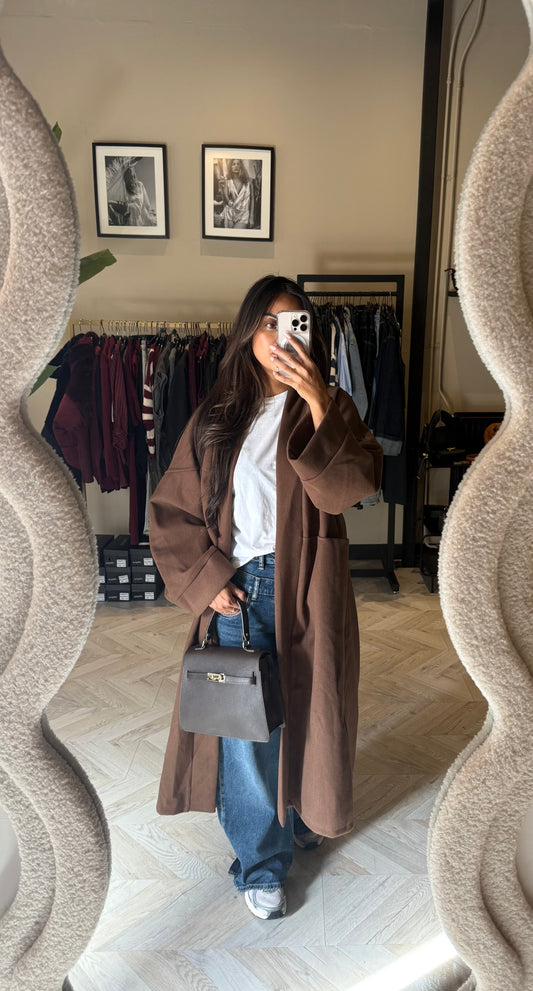 Dilana jas Brown