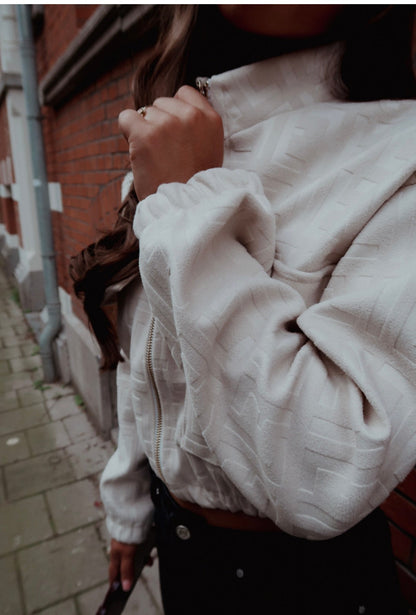 Sila Bomber off white