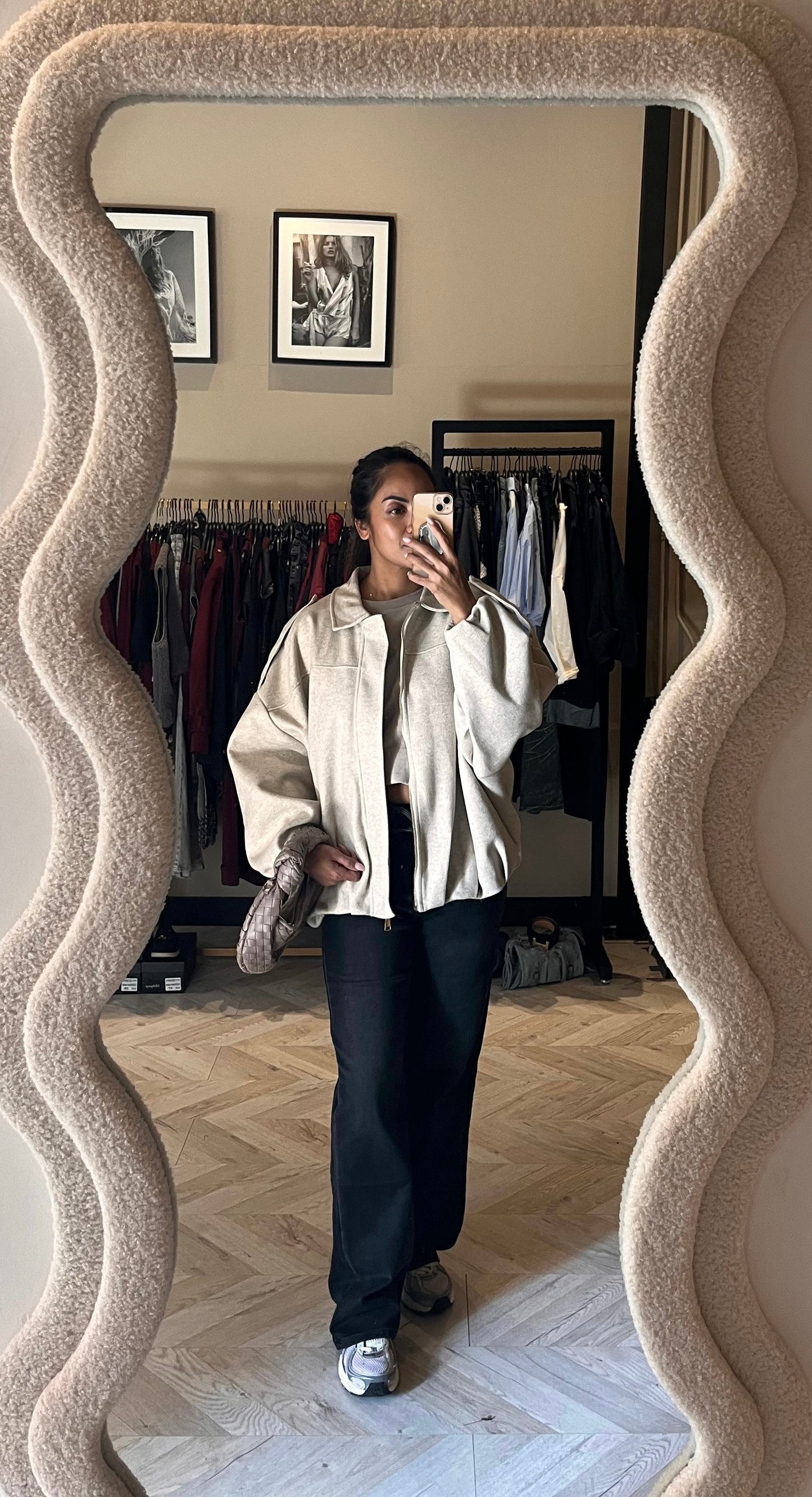 Gina bomber off white