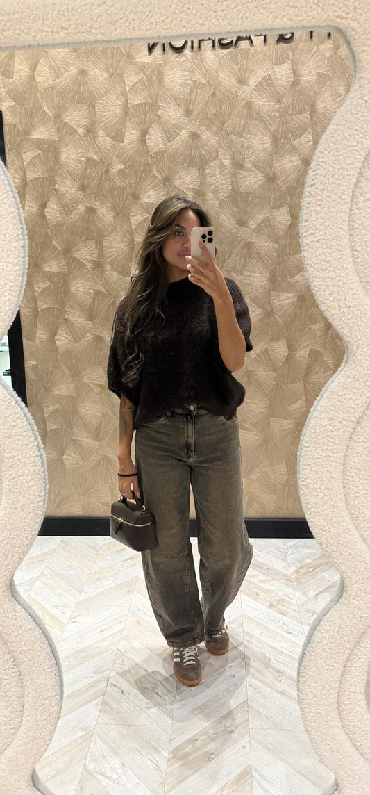 Ambika Romy zwarte trui